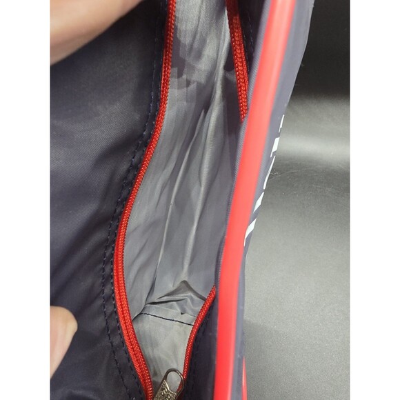 Vtg Delta Airlines New York Yankees Promo Toiletry Bag Zip Up Cosmetic MLB New - Picture 5 of 8